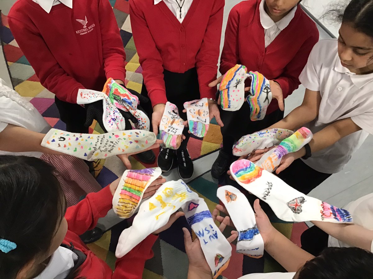 Today we created a unique pair of socks for Autism Awareness Week to show that it is okay be to be different. We are all special and we should be proud of who we are! 😁 #kestrelinclusion #autismawarenessweek2022 @MissRoweKMPA @kestrelmead