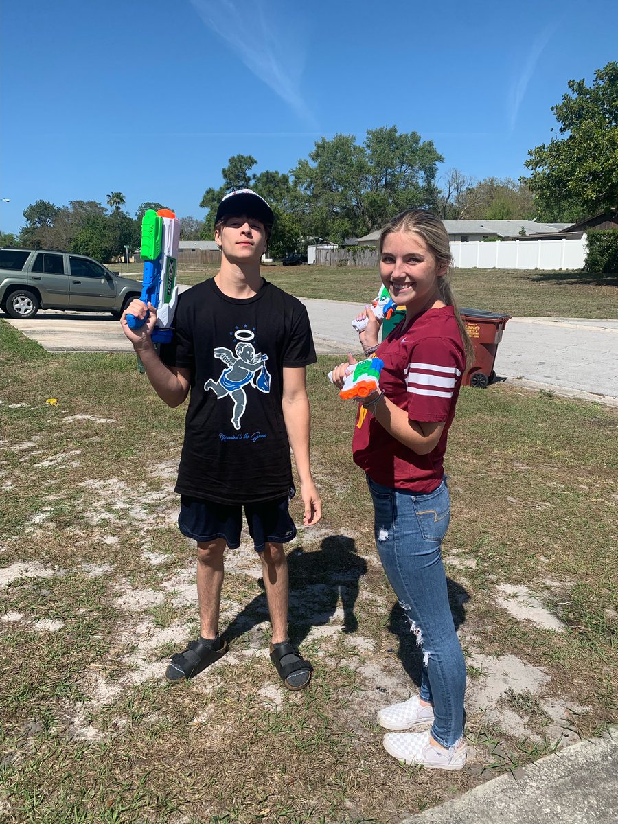 DaddysHose's tweet photo. Eliminated Merick!!!! @4ktreySplash @chswaterwars22 https://t.co/X87tN0D8mN