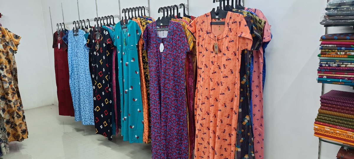 DgeOutlet's tweet photo. Refresh your nightwear collection and sleep in style with the cotton nighties ...

DGe Outlet.... Cotton Boutique ...
CAll : 04162241369
9486154359

#mangainighties #mangai #cottonnighties #nighties #nighty #babynigites #nightyforwomen #nightforsummer #summersale #cottonsale https://t.co/zYi0UxVYcn