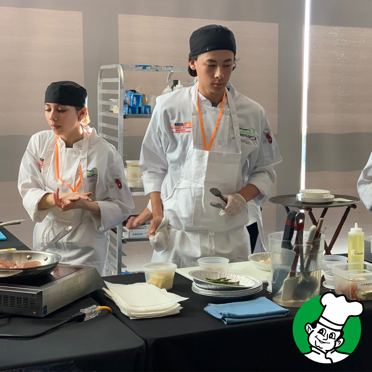 Snapchef's tweet photo. We're live at the 2022 MA ProStart Invitational! #Snapchef is a proud sponsor and judge of this amazing @MassRestaurants event where high school students have the opportunity for scholarships from culinary &amp; management competition! 

#culinarycareer #nextgeneration #youngchefs https://t.co/Ai6pOj6kAF