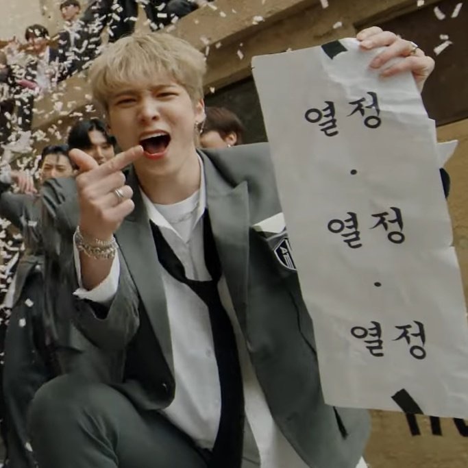 transforatz's tweet image. 220323 [ATEEZ TALK] SEONGHWA 

"⭐ yunho-ya 🎂happy birthday🎂"