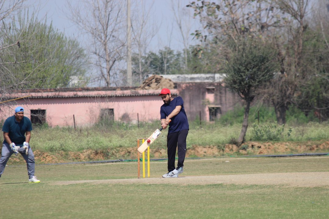 MphRxOfficial's tweet photo. Our talented mphrX employees hit the grounds for some competitive fun. Check out highlights from our first company cricket tournament, Congratulations to our tournament champions, the Original Gangsters and a special shoutout to our player of the tournament, Himanshu Walia! 🏏 https://t.co/bvD93u83LG