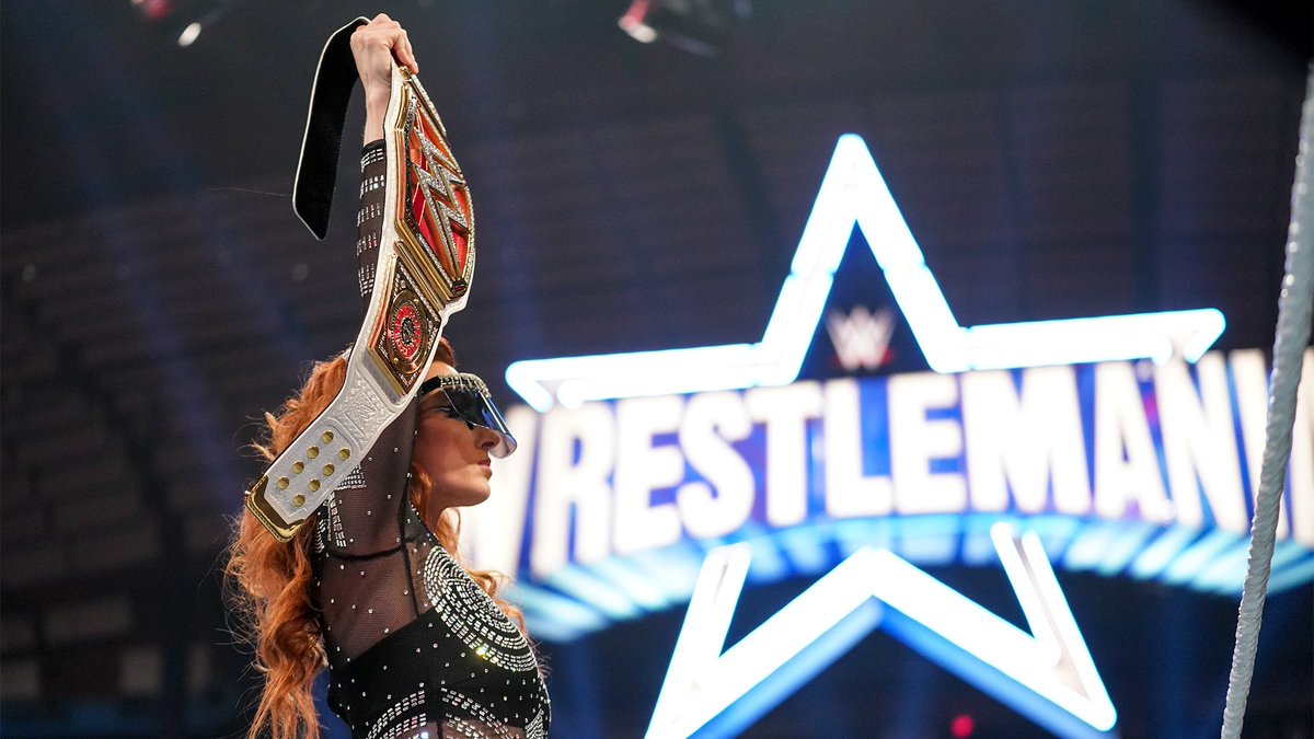 BeckyLSource's tweet photo. WWE Monday Night Raw March 21st, 2022 digitals have been added to the gallery:
https://t.co/kCyl7mUrKK (@BeckyLynchWWE) https://t.co/sTQMhIozGD
