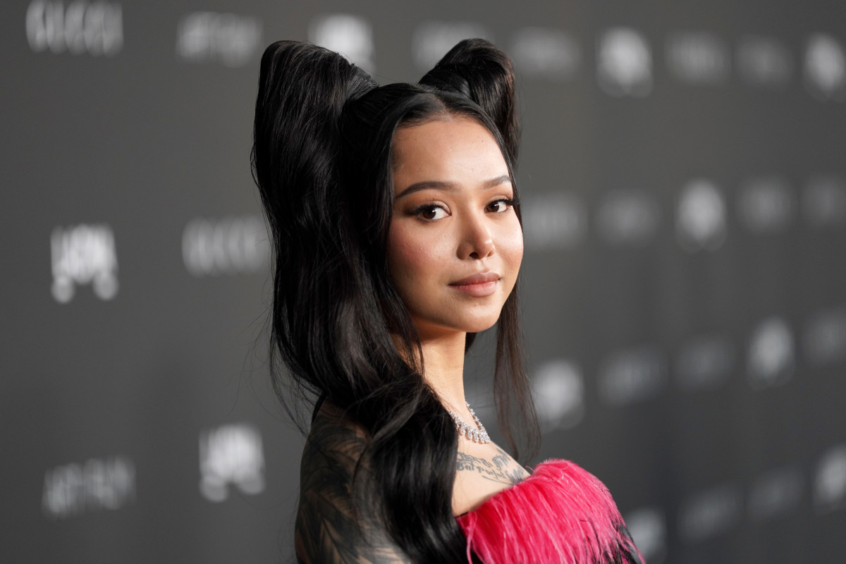 bellamodeling's tweet photo. Must Read: #BellaPoarch #Covers '#Cosmopolitan,' #NicolasCage Fronts '#GQ': These are the stories making headlines in fashion on Tuesday. #BellaPoarch #covers CosmopolitanBella Poarch is #Cosmopolitan's latest cover star, fronting the magazine's Music… https://t.co/4yNeFL5rw0 https://t.co/M76quhq5aP