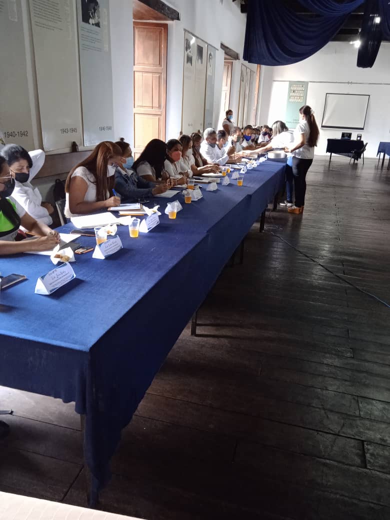 DIFD_Trujillo's tweet photo. Con alegría y compromiso se desarrollo el  Encuentro reflexivo y orientador con los equipos de Supervisión Educativa con Redes Intercircuitales de Trujillo,  Pampanito,  Pampán. @MPPEDUCACION @_LaAvanzadora @ZonaEduTrujillo  @MariiaPalomares  @zaacrojo https://t.co/yJidm0Ly7d