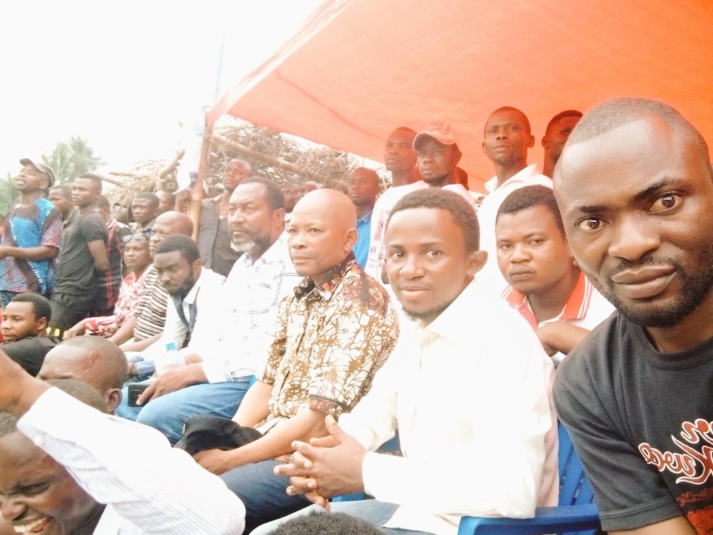 FAKA_FOUNDATION's tweet photo. Cette finale  a eu lieu le dimanche 20 mars au terrain de #BADJWANDE, un village de groupement BOUMBUA dans le territoire de BANALIA
@AssembleeN_RDC @FCC_RDC @KabilaOlive @GMukulangando https://t.co/LuncY5HKJg