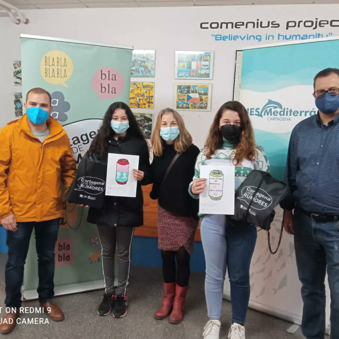 antirumores_ct's tweet photo. Más fotos de los/as ganadores/as del concurso "Las etiquetas son para las latas". https://t.co/qSPkar1hk7