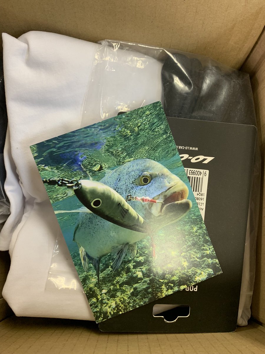 kuwataroushi's tweet photo. 【Awesome gear from NEW ZEALAND】
thank you!bro! dmi san
友人からのリクエストのキャップとグローブも到着。
ニュージーランド🇳🇿で大雨の被害に遭われた皆様に祈ります。
ディミ、いつもありがとう🙏
#newzealand
#auckland
#locab
#natureboys https://t.co/6JQN4ioZeK