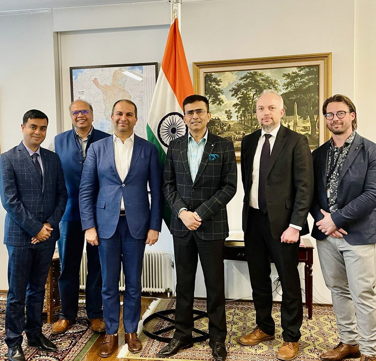 IndEmb_Fin's tweet photo. Signs of diversifying Indian investment in Finland!

Ambassador @raveesh_kumar met Vikram Handa, MD and Saiprasad Jadhav, CEO from @EpsilonGraphite, Rasmus Blomqvist, Founder @Grafintec, Kurt Budge, @BeowulfMining and @thakur_puneet of @BusinessFinland. 

#greenpartnership https://t.co/I26KxtFP2W