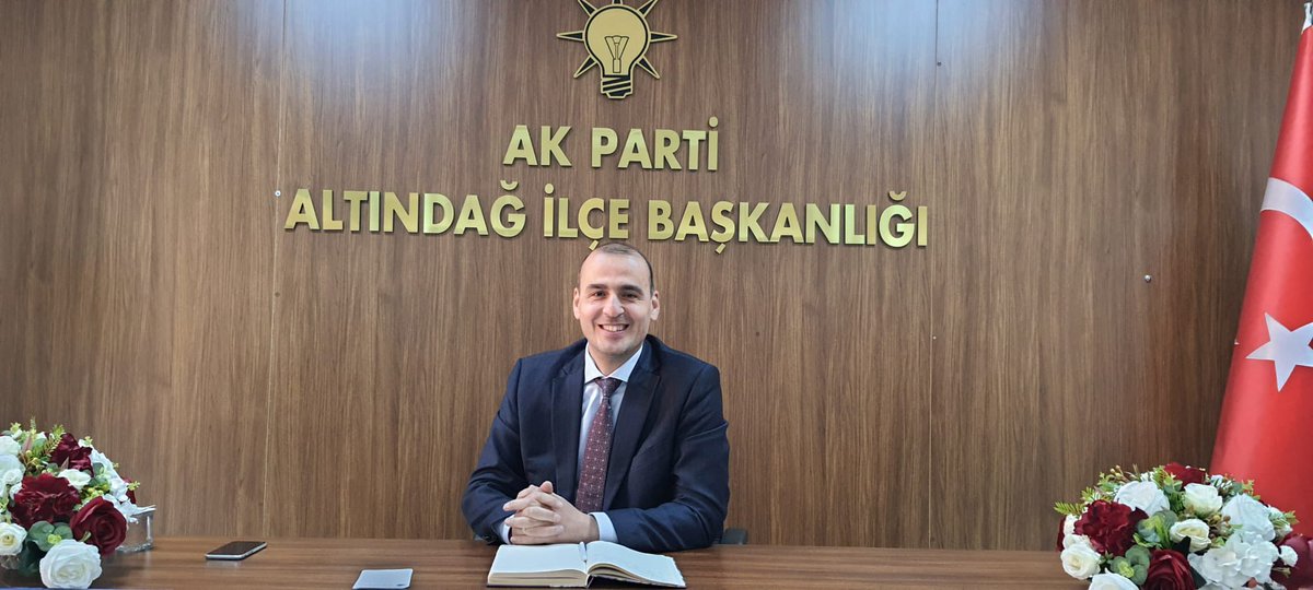 Fatih__Bildik's tweet photo. Haftalık Olağan Yürütme Kurulu Toplantımızı sosyal mesafe kuralları dahilinde icra ettik.

#KalbimizAltındağ
#İnandığınYoldaYürü 

@RTErdogan 
@hakanhanozcan https://t.co/R8D33WKcsU