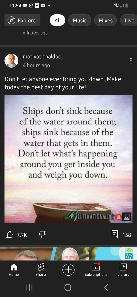 BackToTheArms02's tweet photo. Yes!!! 🙌 Even in the rose gardens weeds grow.....we don't have time to be "bashing" one another, esp when none of us are perfect no, not one...instead let's allow God to be our Great Gardner and let Him do His work in us! 🙌🌹🌱⚘#prayforyourenemies #letgoletGod #backtoHim https://t.co/56MOkCppUC