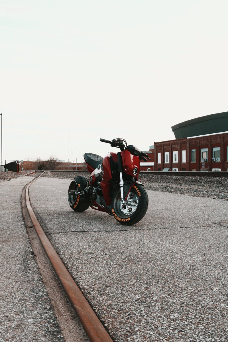 apoole_xxii's tweet photo. End of winter 2022. Riding season is starting to show up!

#honda #grom #hondagrom #mx125 #z125 #custom #steadygarage #drowsports #michelin #motorcycle #bike #rotiform #hondaracing #motul https://t.co/ONSOpNWivL