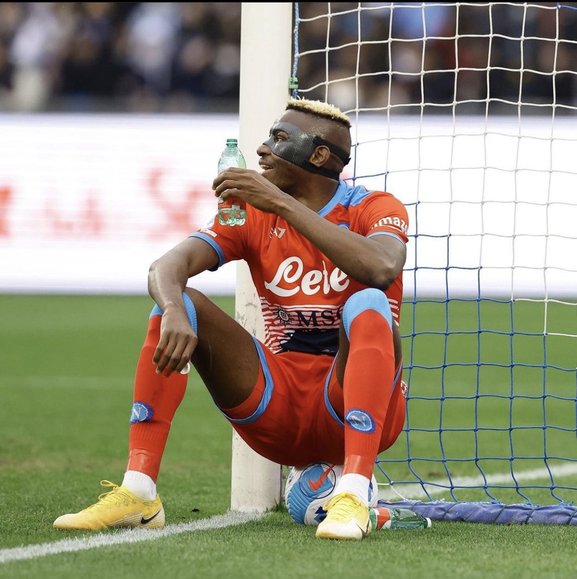 oluwashina's tweet photo. Ghanaians: #Nigeria lethal in attack, shaky at the back...

Victor Osimhen: “I Focus On My Passion, The Rest Are Just Background Noise💯 “ https://t.co/lKUmnCkknm