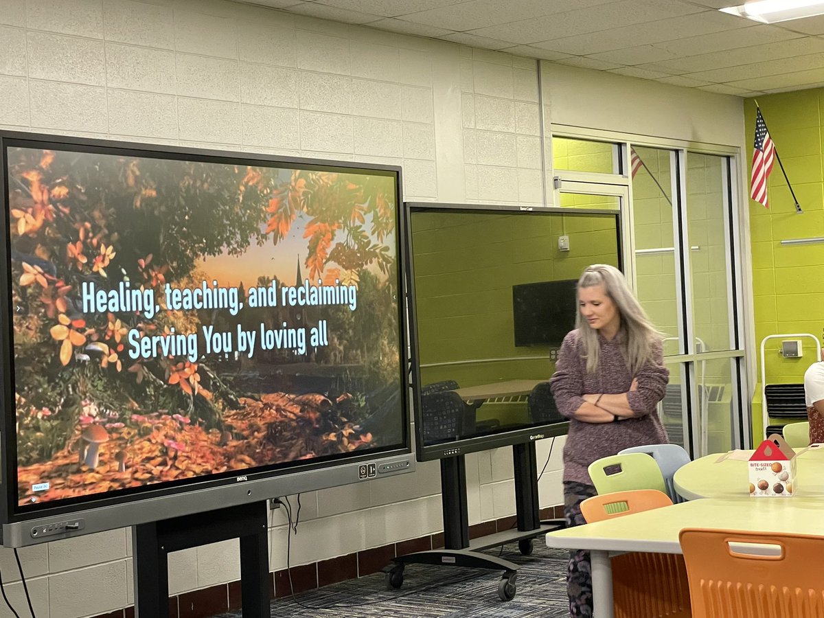 FindlayHS_FCA's tweet photo. Well, thank goodness Mrs. Kellermeyer didn’t become a WORM FARMER! We sure are blessed to have her as a caring teacher at FHS and thankful for her sharing at FCA this morning! 🪱 👩🏽‍🏫 🎶 #TrojanTrue https://t.co/ZC2DlJJflk