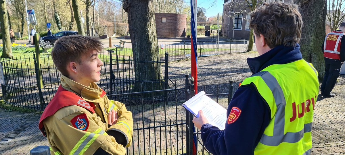 aboshuis's tweet photo. Wat een mooi weekend was het. Onderlinge wedstrijden mogen jureren bij #jeugdbrandweerAmstelveen. Ons eigen korps #jeugdbrandweerTexel @vrnhn behaalde een 4e plaats, mooi resultaat. https://t.co/oh8mqTrNNA