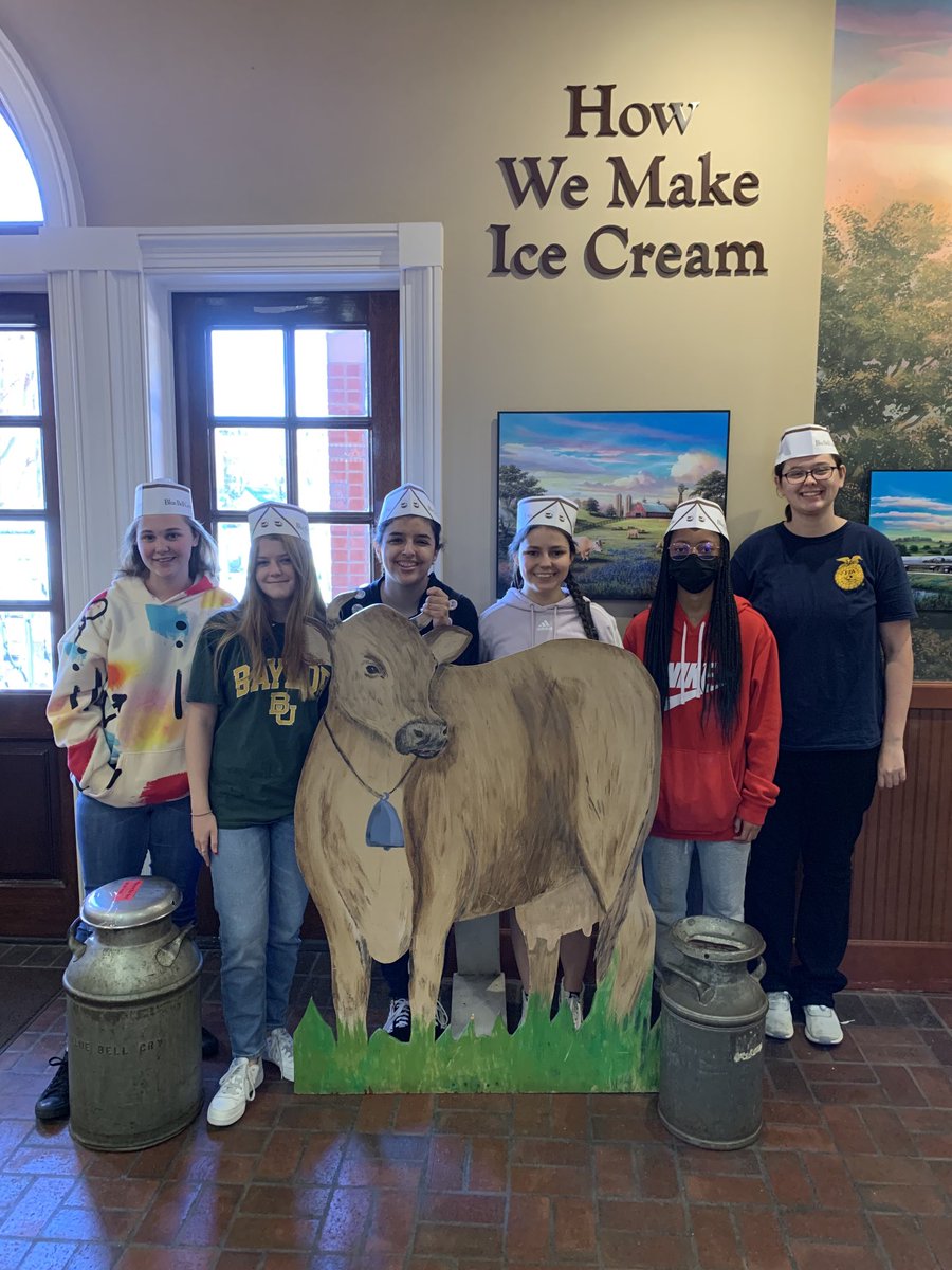 Happy National Ag Day from the archery team! 
Headed to the state tournament in style! ⁦<a href="/HumbleISD_SCHS/">Summer Creek High</a>⁩ ⁦<a href="/ffa_summercreek/">SCHS FFA</a>⁩
