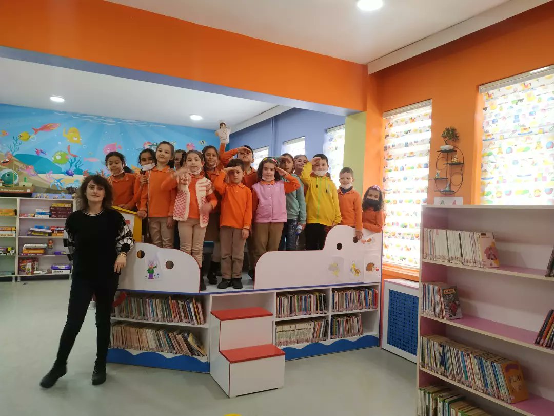 KaramanogluIl's tweet photo. Miniklerimiz "Hayat Kütüphanede" projesini çok sevdi. Bol masallı bol öğrenmeli bol eğlenceli etkinliğimizden kareler..
19 Mayıs İlkokulu öğretmen ve öğrencilerine çok teşekkür ederiz.

#hayatkütüphanede
#çocukkütüphanesi
#çocukkitapları
#masallar https://t.co/Zhcvv5JmUX