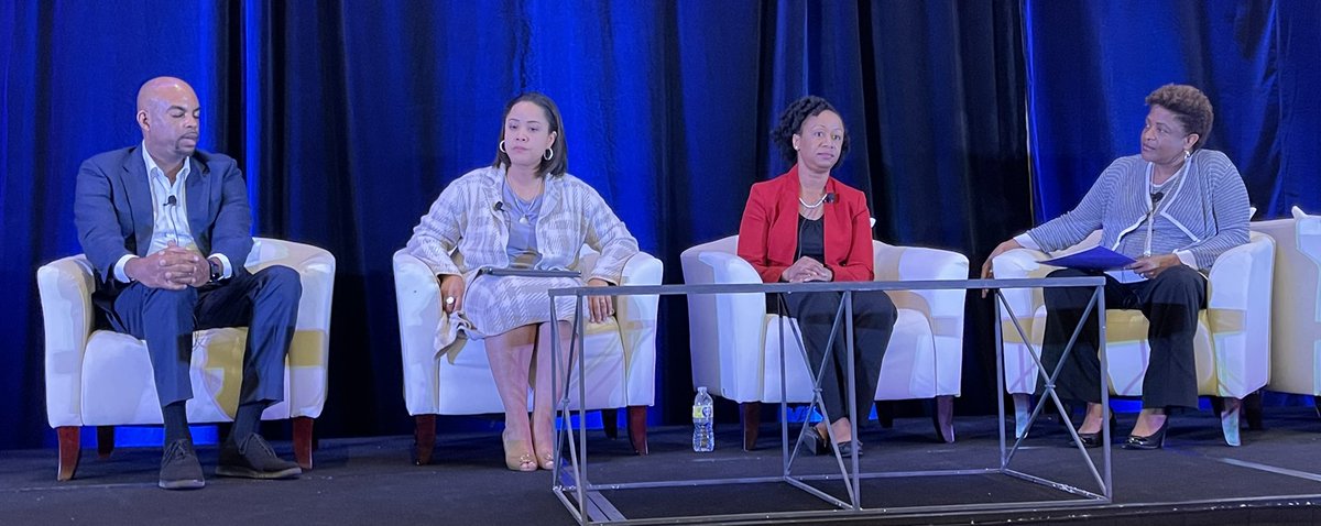 askdrfitz's tweet photo. At #RISESDoH w/@drkhaldun @drmelissaclarke @nebeyouabebe #Priorityhealth about to share their thoughts about what it takes to achieve #healthequity https://t.co/Ijwj8nq3Ij