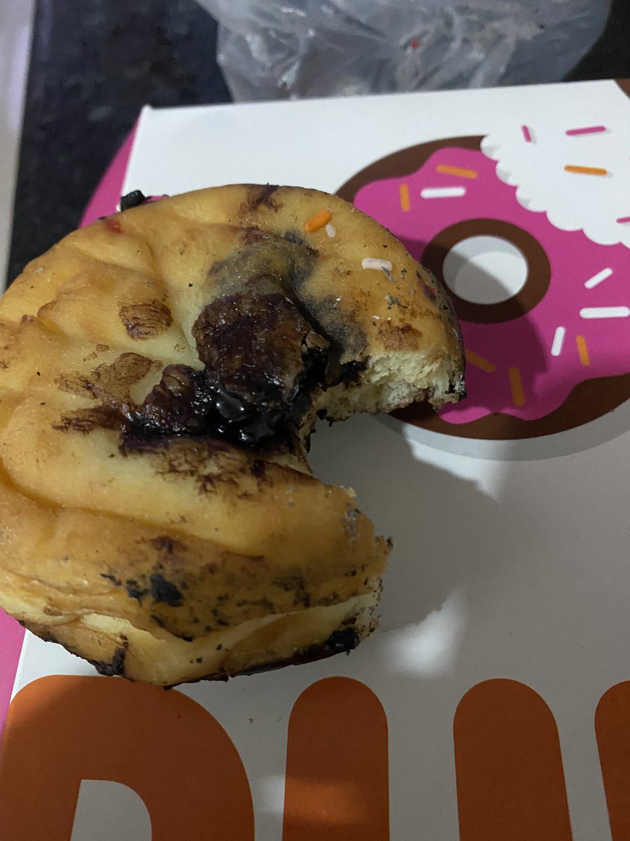 mus_fir's tweet photo. I am very disappointed with service of @dunkindonuts as I found fungus in one of my donuts that I ordered yesterday because of which I’m suffering from diarrhoea since morning. I ignored it yesterday as I felt that it can be a little mistake but I am in stomach pain since morning https://t.co/jO5LyIobd8