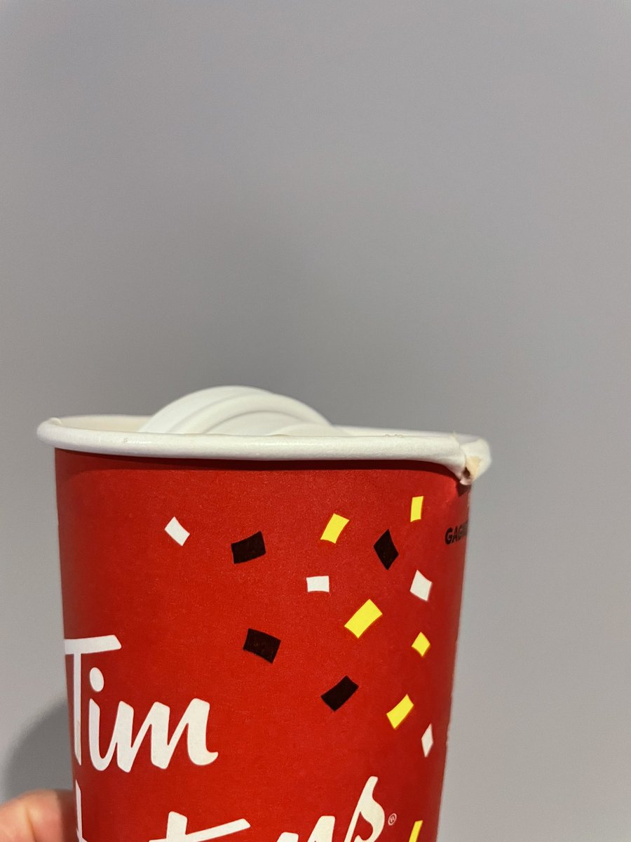 RKKTL1978's tweet photo. Thanks @TimHortons for thinking this cup was worthy of a hot tea!!! After drive thru, it spilt all over my wife, burning her leg and now we need an interior car wash! What employee thought this was a good idea?!?!? https://t.co/1IbMZabqdu