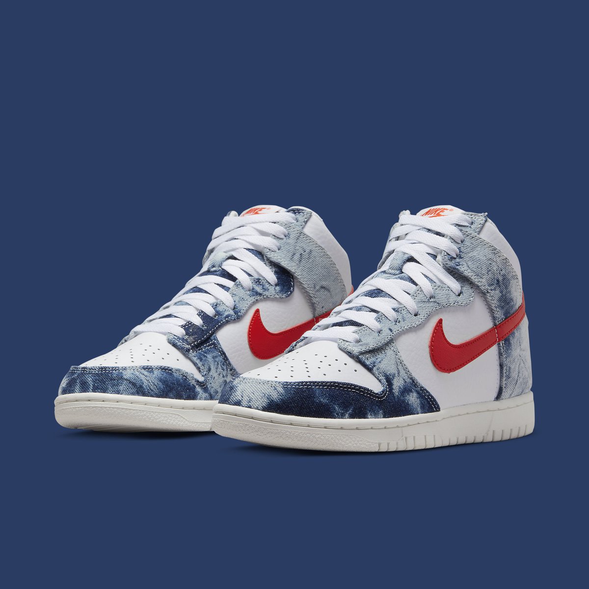 houseofheat's tweet photo. First Looks // Nike Dunk High “Washed Denim” 👖

MORE HERE: https://t.co/AAXVFLhKYX https://t.co/1P8mxbGdn6