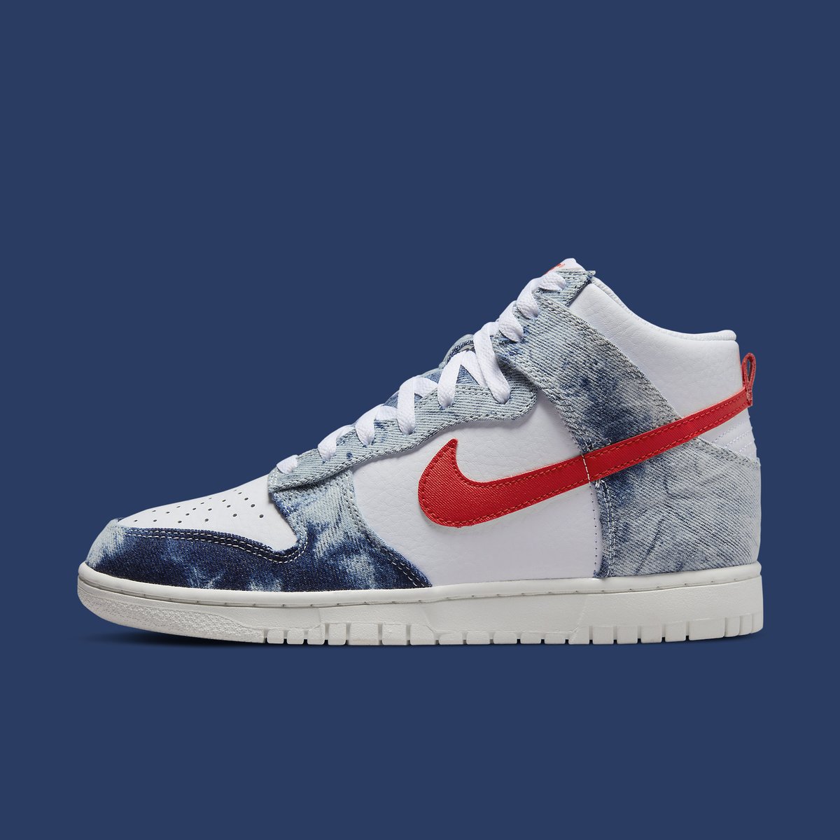 houseofheat's tweet photo. First Looks // Nike Dunk High “Washed Denim” 👖

MORE HERE: https://t.co/AAXVFLhKYX https://t.co/1P8mxbGdn6