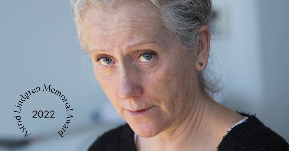 AlmaAward's tweet photo. The Swedish picture book artist Eva Lindström receives the 2022 Astrid Lindgren Memorial Award. She has published some 35 solo titles and illustrated many books by others. Her stories combine shrewd humour with absurd mystery. https://t.co/aFe3qYfpgZ

#ALMA
Photo: Jonas Adner https://t.co/8UxtjGWgZK