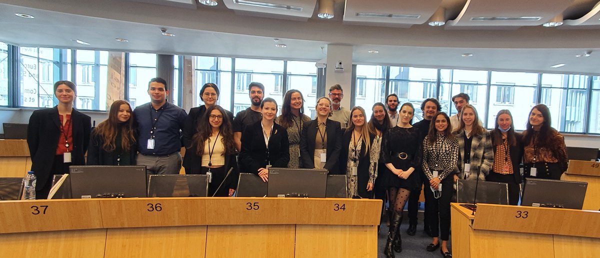 CillianLohan's tweet photo. This morning I welcomed our @EU_EESC spring #EUtrainees
It was a real pleasure to meet this fantastic group, with so many different backgrounds and yet already part of our team!
I hope you can get as much as possible from this unique EU🇪🇺experience!
Have you applied yet?👇 https://t.co/azmIAUEmAy
