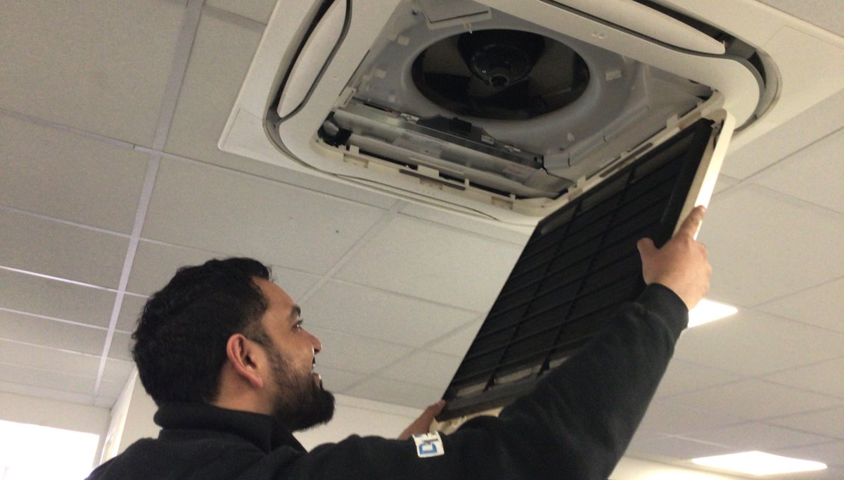 Check out our latest blog post, to find out how to make the most of your equipment and keep it running efficiently...
royaleref.com/blog/energy-pr…

#airconditioning  #refrigeration  #Maintenance  #EnergyEfficiency