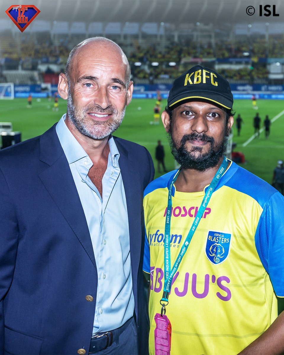IndSuperLeague's tweet photo. Despite the result, it was a day to remember for the @KeralaBlasters' #Super12thMan Prabhu Raveendran! 🤩
#HeroISL #LetsFootball #HeroISLFinal #FinalForTheFans #KeralaBlasters https://t.co/FeJvCRJQEu