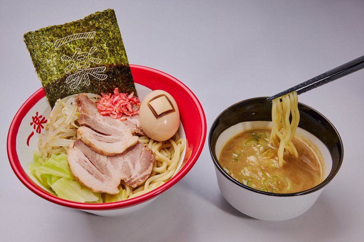 New official event celebrating Sakura's birthday: "Sakura Festival" by Fuji Konoha Hidden Village. The third official event for her birthday is a gastronomic event with a special menu is available in the park. 

It is also said that Sakura is a popular character in Naruto. 🌸💜