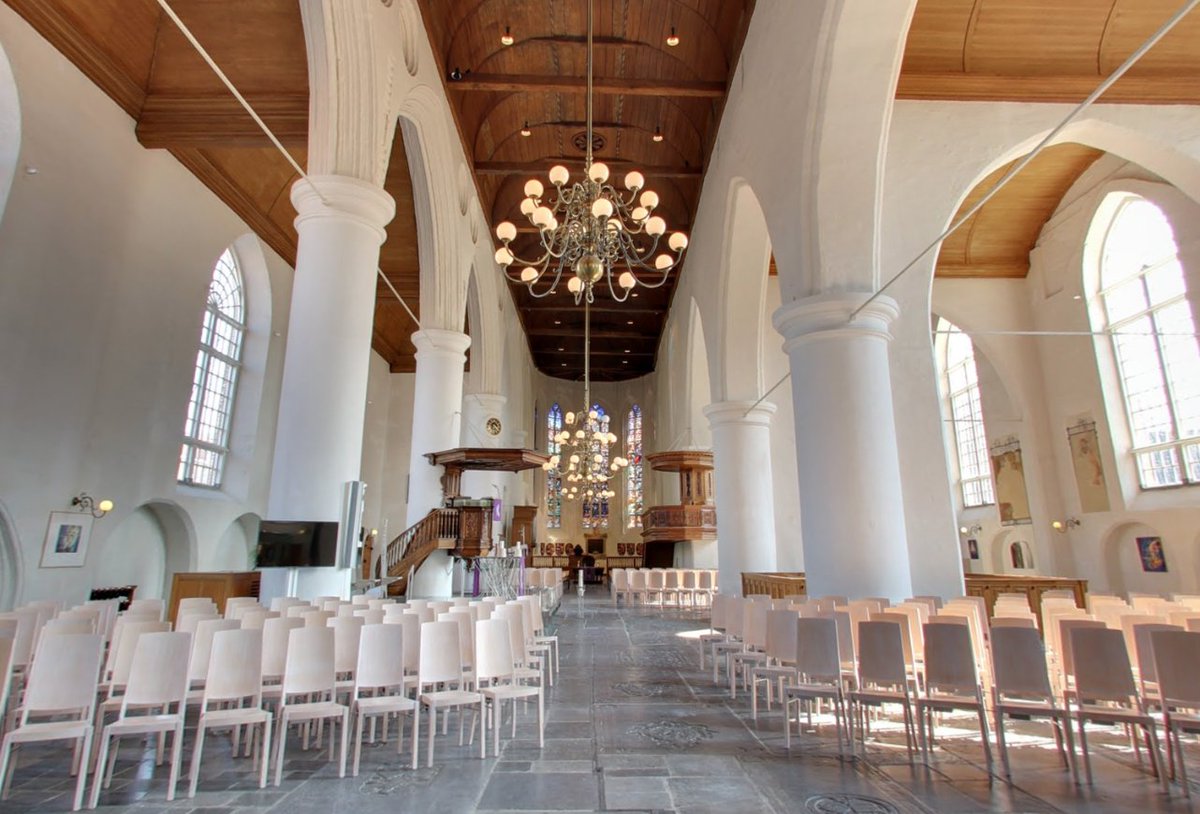 7 april brengen Bachkoor Holland, #ConcertgebouwKamerorkest, <a href="/jkd_dalfsen/">JongenskoorDalfsen</a> en solisten o.l.v. #GijsLeenaars voor het eerst de #MatthäusPassion in #GroteKerkLeeuwarden. 
Bent u erbij? bachkoorholland.nl/agenda/matthau…