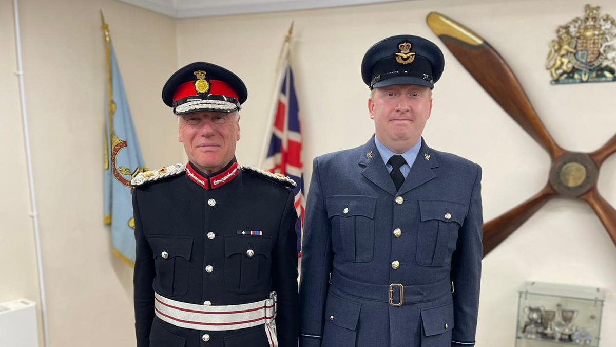 NorthantsLL's tweet photo. Delighted to visit to 1101 (Kettering &amp; District) Squadron RAFC last night to see the Cadets in action on a parade evening and presenting Bronze DoE, Certificates, Promotion and Staff Commendation.@1101Aircadets https://t.co/cw8zvMpHor