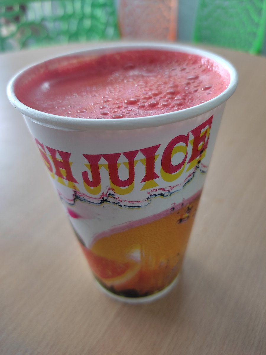 Farmer203_off's tweet photo. #carrot 🥕and #beatroot juice🍹 😋 https://t.co/xucpF4BvCh