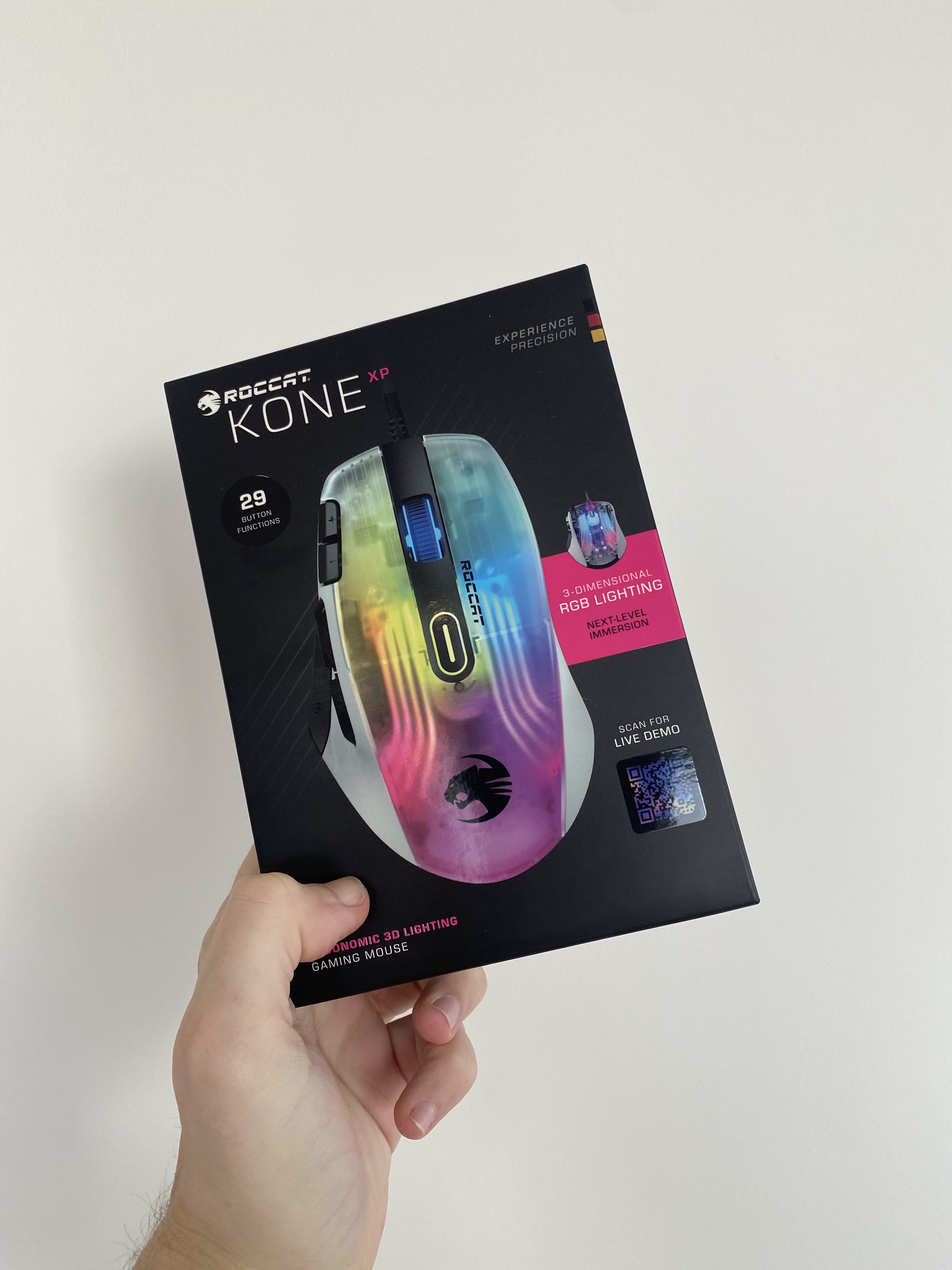 Kone XP 3D Lighting 15 Button Gaming Mouse