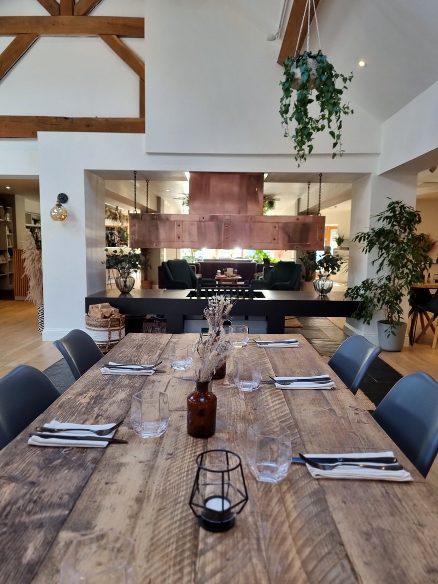 OffbeetRetreat's tweet image. Offbeet is back on Twitter! We have taken over the old Offbeet Wickham Twitter account and look forward to sharing our updates and hearing from our followers. Now based at The Retreat, New Forest. Still plant based and still proud to be different.