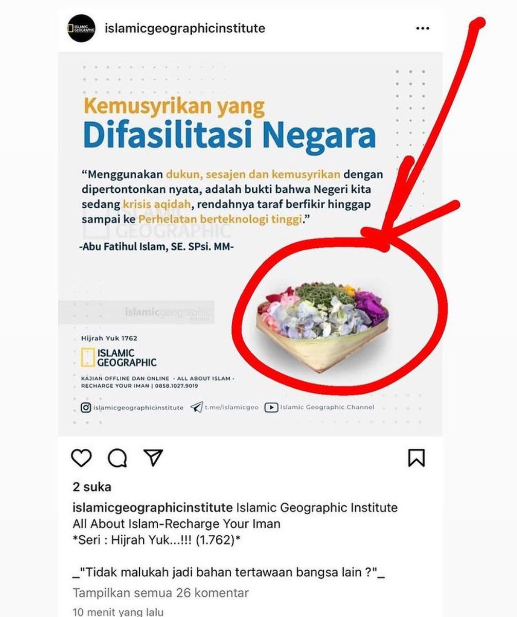 Musyrik katanya hanya karena tidak menggunakan sarana yang sama.

Negeri dikatakan krisis aqidah hanya karena pawang hujan tidak diperbolehkan dalam islam.

Padahal yang diakui di negara ini ada 6 agama ditambah aliran kepercayaan tapi seolah negara hanya miliknya sendiri. 🤭