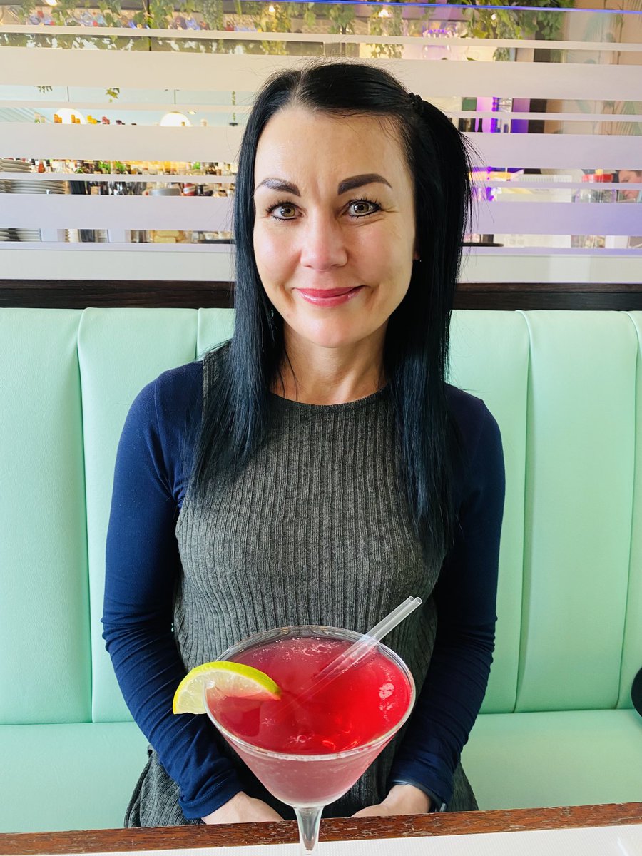 Manda Rin tweet media