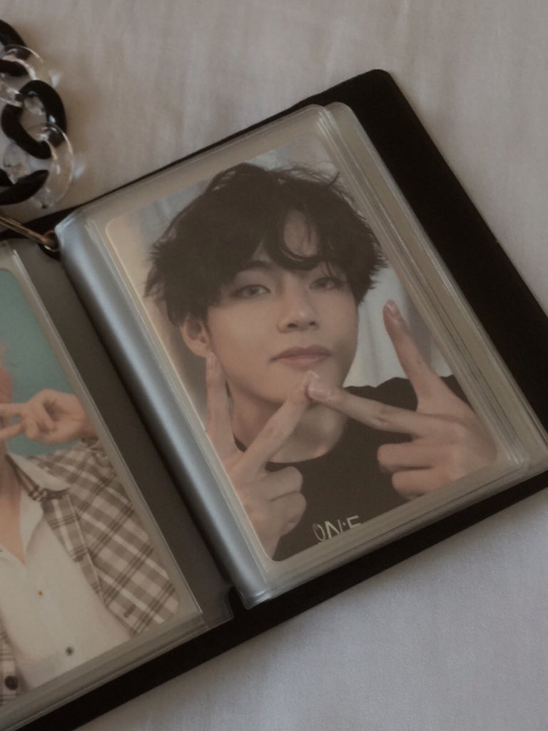 kvcart25_'s tweet photo. ππ― #kvcmails . . . β‘α΅
π bOGSH!π₯ taehyung mots br arrived safely ! β‘ thankyou so much @koovllcts for letting me adopt him π₯Ί thanks sa offer na sakto talaga sa budget ko π
π #jeonkooproofs β»οΈ https://t.co/RjBfv0yV5U
