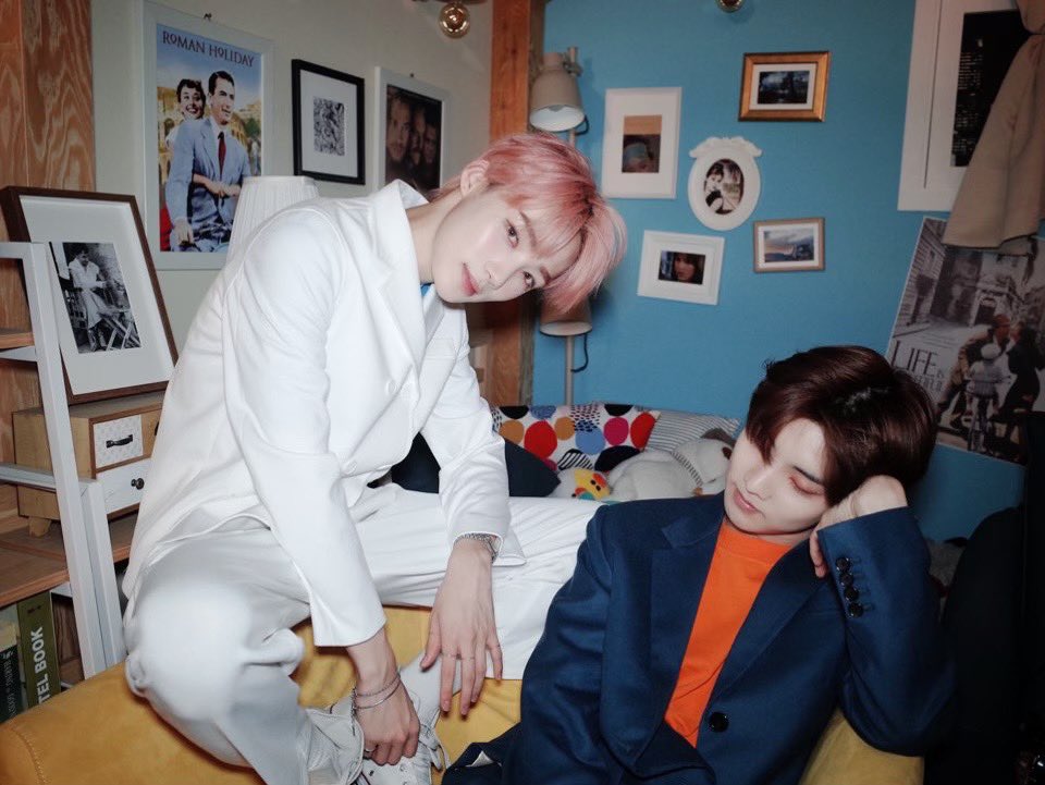 sunricnyukyu's tweet image. two breathtakingly pretty bestfriends