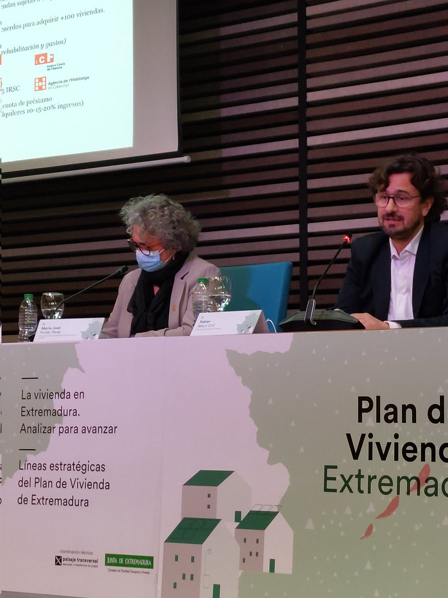 consolprados's tweet photo. La adquisición y rehabilitación de #vivienda en desuso para el alquiler social, la mixtura... La buena experiencia de @habitat_3, lo explica Xavier Mauri. #PlanViviendaExtremadura https://t.co/FkTsqpEsnf