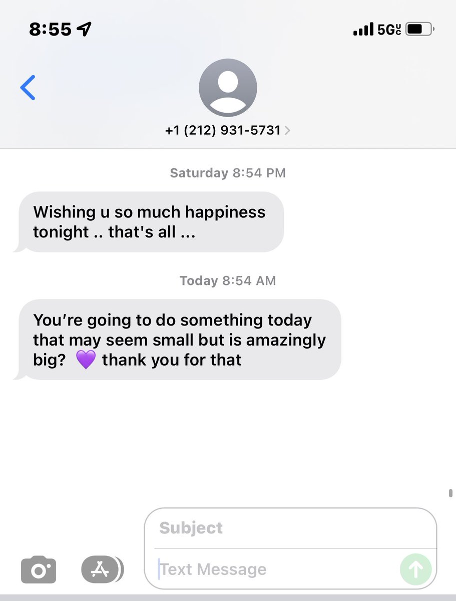 roleyjohnm's tweet photo. @garyvee ‘s texts always come in right on time! https://t.co/Og3jAuosWh