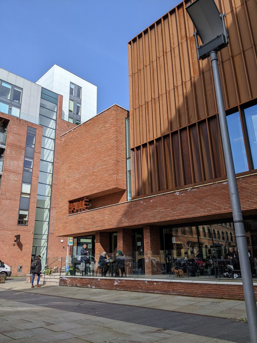 AGSB_Geography's tweet photo. Lovely weather for a Year 11 trip to Ancoats to assess the sustainability of the regeneration https://t.co/gewP5KdLbh