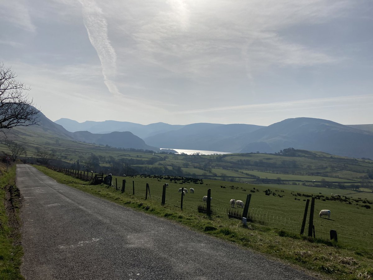 bren_townshend's tweet photo. Sunny miles 📍Ennerdale #highpeakrunning https://t.co/dzmmigsv3u