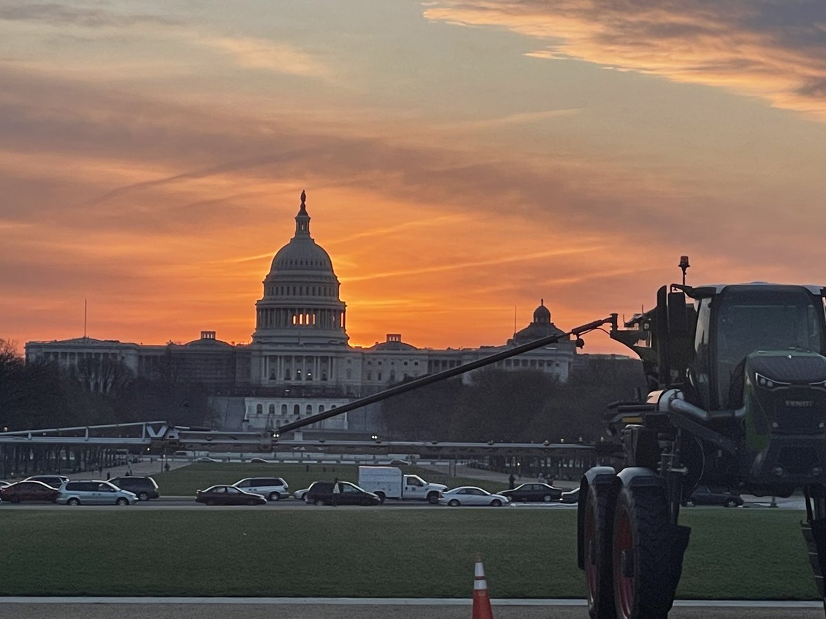 michael_mgomes's tweet photo. Happy National Ag Day and coincidentally Day #2 of Ag on the Capital Mall. If you eat today, Thank a Farmer. #agday22 #agonthemall https://t.co/rghcJniQ33