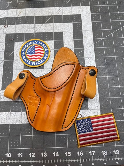 steel_hide's tweet photo. You won't find a better made #holster with attention to detail, quality, &amp; #handcrafted workmanship. Visit our website:
https://t.co/bmn1317Pfy 
Or DM for questions.
#holsters #leatherholsters #ccw #2A #guns #firearms #MadeinUSA #Ohio #SmallBusiness https://t.co/0keamMlUyJ