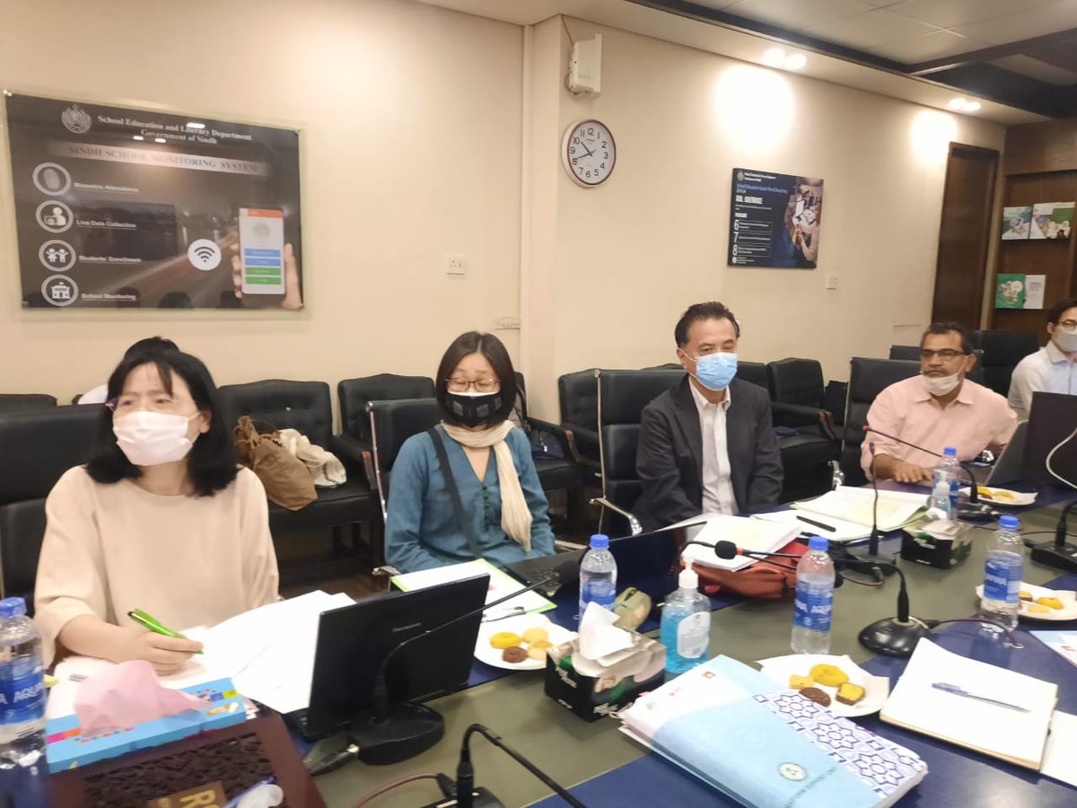 SELD_Sindh's tweet photo. A delegation of Japan International Cooperation Agency (#JICA) led by Ms. Takaka Yuki Senior researcher &amp; Ms. Akiko Hanaya (Education Policy Advisor) met with officials of the #ReformSupportUnit today on 22-3-2022. The JICA is interested to work with Govt. of Sindh in 20 Schools https://t.co/Ad8Bqc6u3A