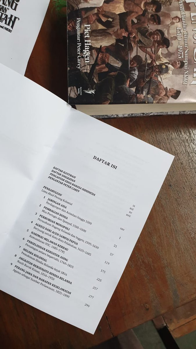 KomunitasBambu's tweet photo. Sambil nunggu diskusinya besok kamis, kamu masih bisa mendapatkan bukunya Pak Piet Hagen ini dengan harga khusus promo #SuperSamar di bukalapak kobam. Mumpung promonya sampai 5 April 2022. Yuk!
Ini linknya: https://t.co/OqPktEHmHJ
#bukukobam #bukusejarah #tokobukukobam https://t.co/CcvJMnMcy1