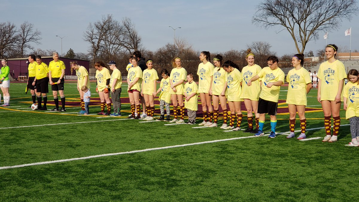 ʎǝɔɐ˥ dıןıɥԀ tweet media