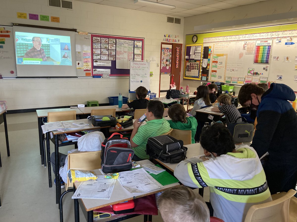 aulenback13's tweet photo. Grade 3/4 A are enjoying our virtual field trip on the Great Canadian Farm Tour #gcft22contest @bbmon7  Fast Fact: We are usually the first person to actually touch the eggs. https://t.co/mUofkBlykX